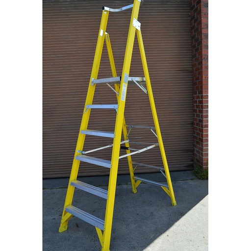F/G Platform Ladder 6 ft 1.8m 150kg good